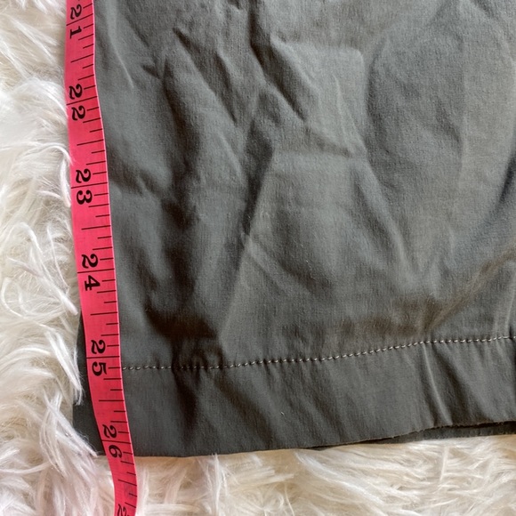 Patagonia Quandry Convertible Pants Shorts Size 12 - Picture 5 of 12
